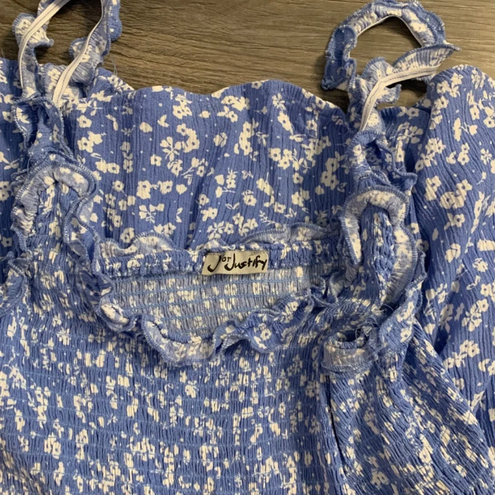 Sundress - Picture 2 of 2